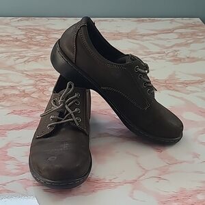 GUC Eastland Pandora Oxford Sneakers Brown Tumbled Sz 8M